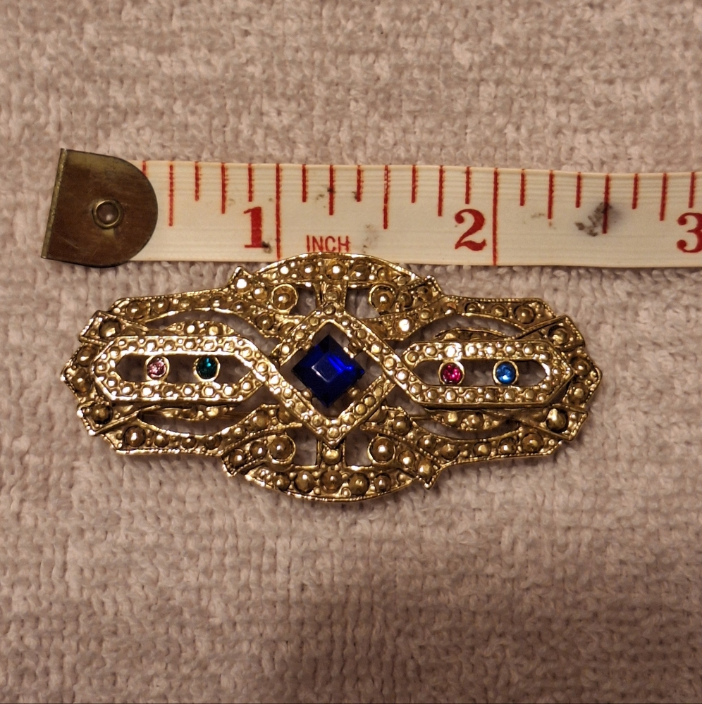 Vintage Gold Brooch with a Blue Gemstone Centerpiece. - Picture 2 of 8